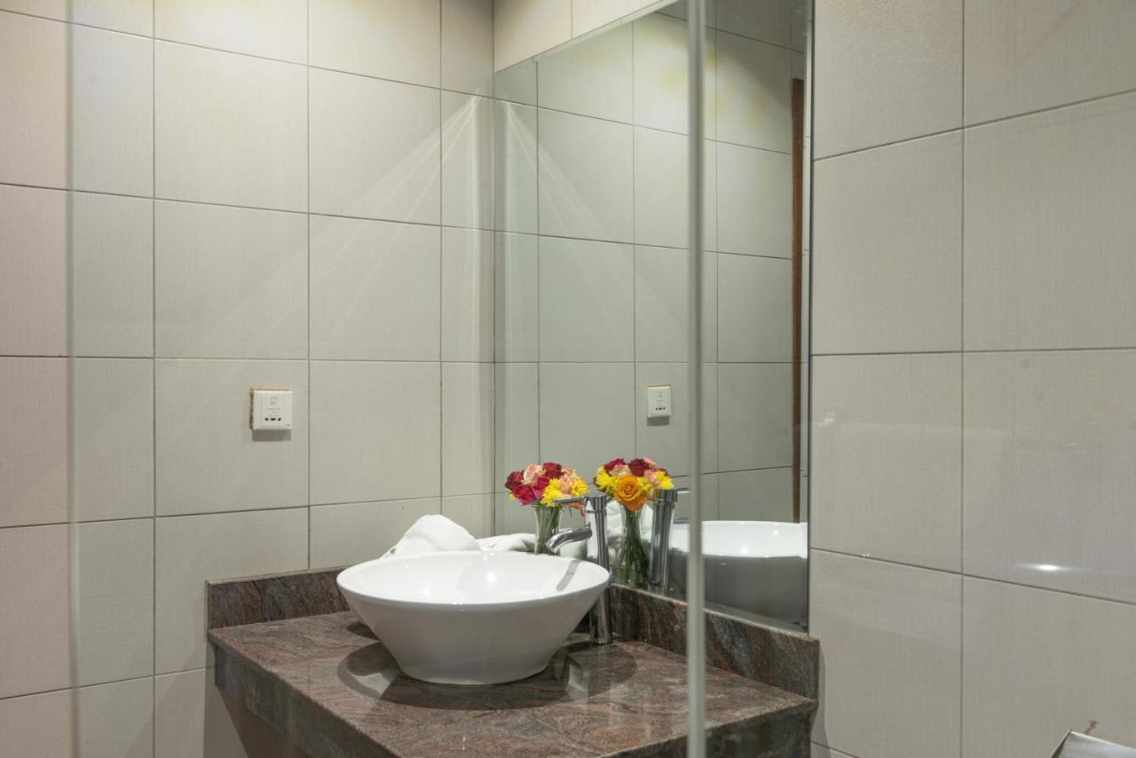 Tagore Apartments Кампала Екстер'єр фото